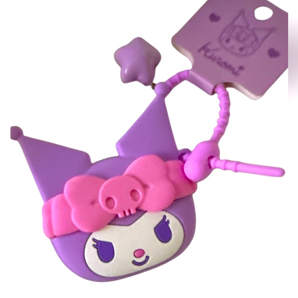 Kuromi silicone coin purse keychain/headphone storage hearing bag, brand new